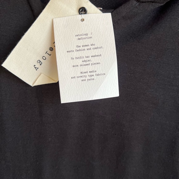 Retrology Top - Picture 6 of 9